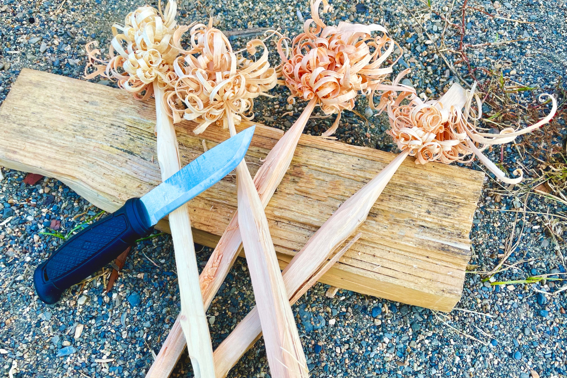 ナイフ フェザースティック 自作