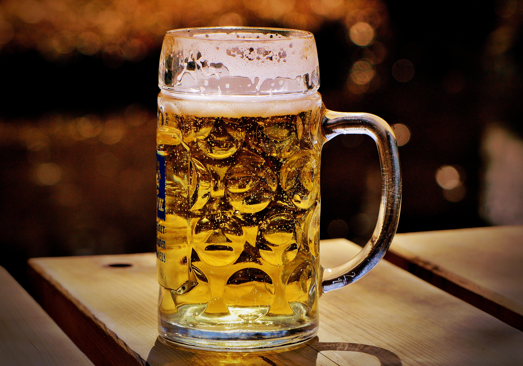 キャンプでお酒を楽しく飲むコツ
